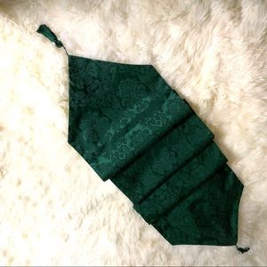 ❤️ Green Table Runner ❤️